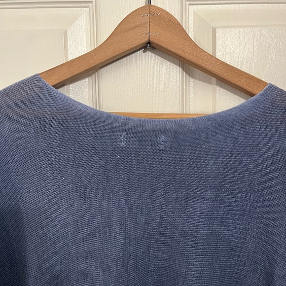 Bella Amore Made in Italy oversized Blue top with Distressing and Embellishments - Picture 7 of 9